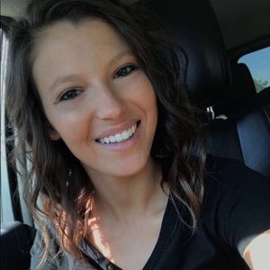 Meet your Posher, Ashley.